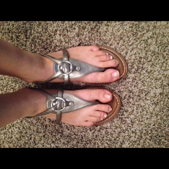 Silver sandals - Picture 2 of 3