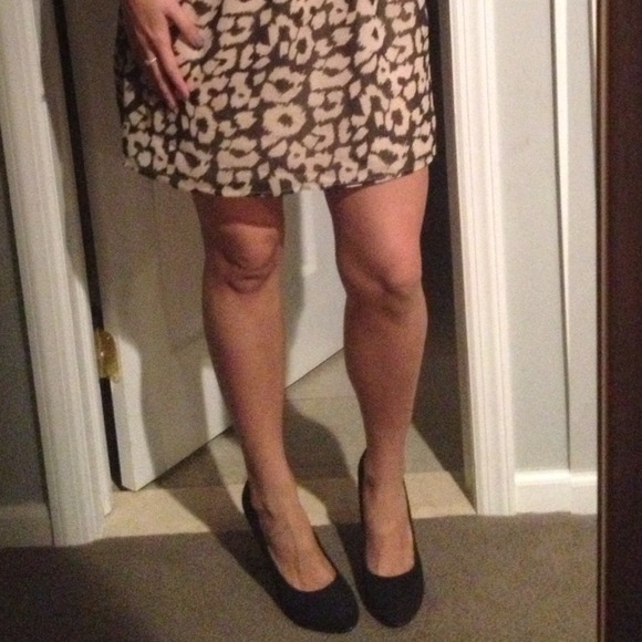 Gorgeous Day Dress!! - Picture 2 of 3