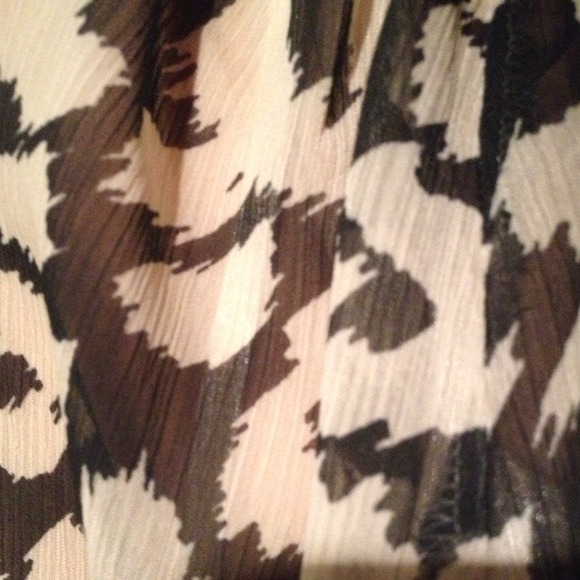 Gorgeous Day Dress!! - Picture 3 of 3