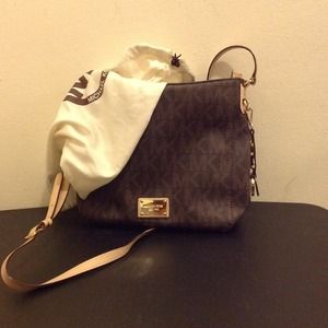 MK authentic MK cross body