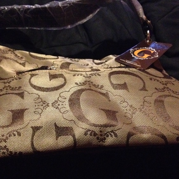 Purse - Picture 2 of 4