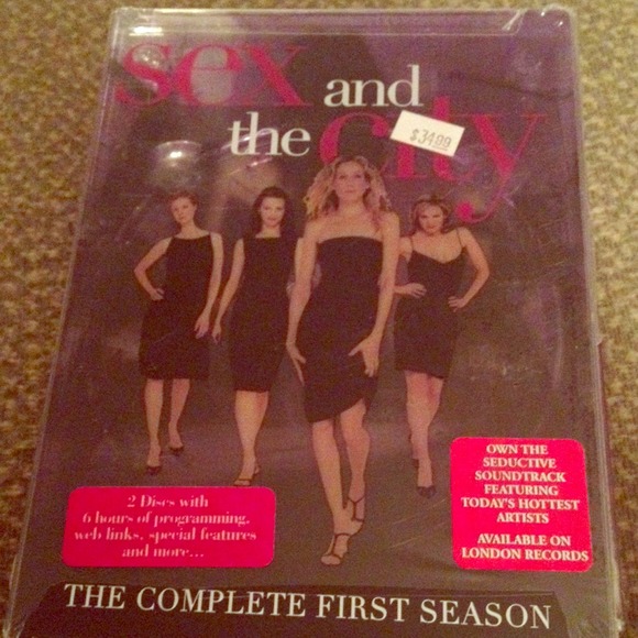 ⛔️bundled⛔️Sex and the city season 1 DVD
