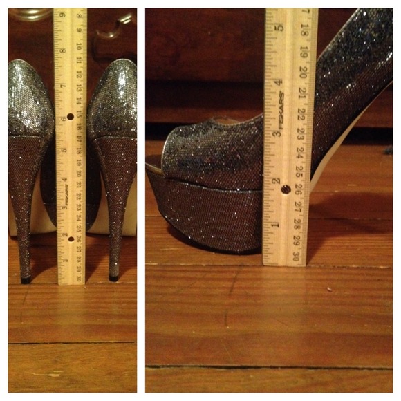 ALDO Berthina glitter peep toe platforms, size 8 - Picture 2 of 4