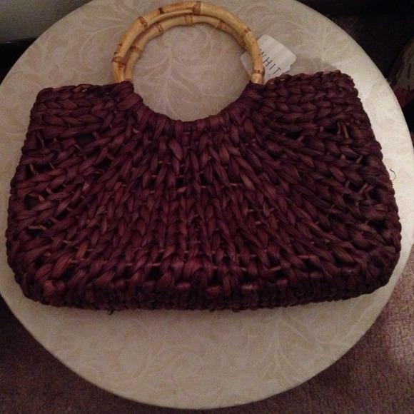 Nice Flowing blouse! - Picture 2 of 2