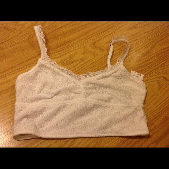 Hollister cropped tank