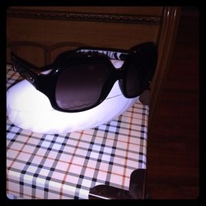 Emilio Pucci sunglasses