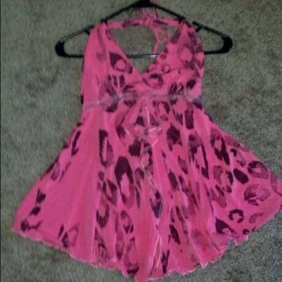 Hot pink top
