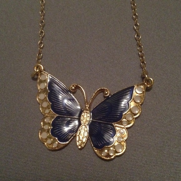 Zoe Butterfly Necklace