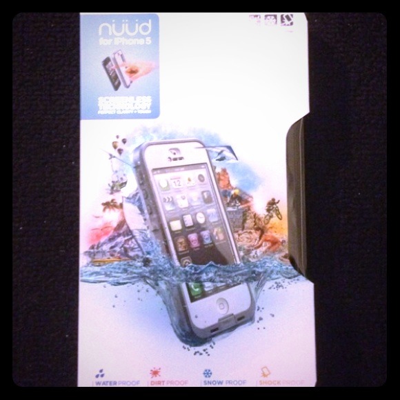 Life Proof nudd case in white.