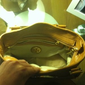 SOLD! More shots of Tory Burch inside bag