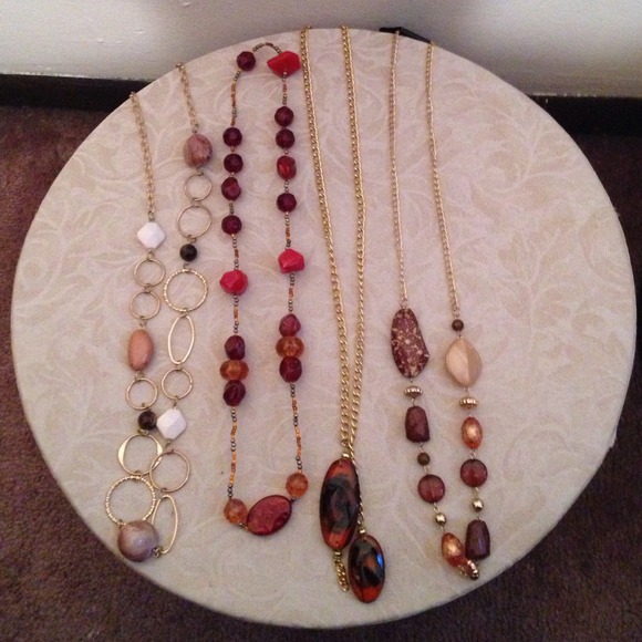 Necklace Bundle - Picture 1 of 1