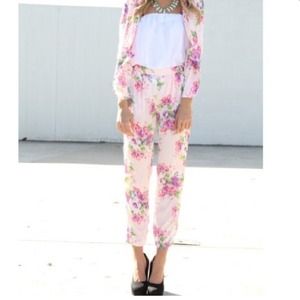 Pants - Pink floral sabo skirt pants Pants - Pink floral sabo skirt pants