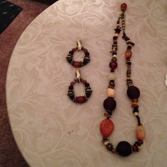 Necklace & Earring Set - Picture 1 of 1