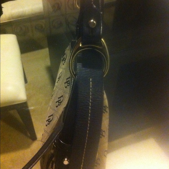 Authentic Dooney & Bourke (Classic) - Picture 3 of 4