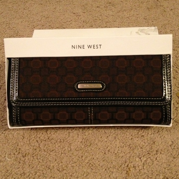Nine West Clutches & Wallets - Nine West Black Brown Wallet