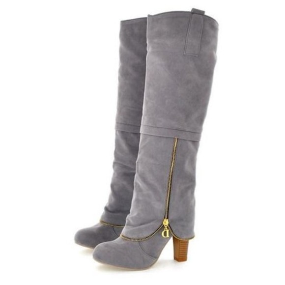 Grey knee high boots🚫reserved🚫