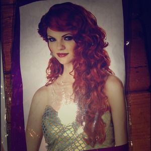 RESERVED KELLYNUNEZ NWT Mermaid Wig Red