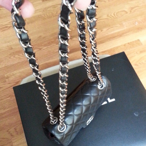 *****SOLD*******Auth Chanel Lambskin Mini - Picture 2 of 4