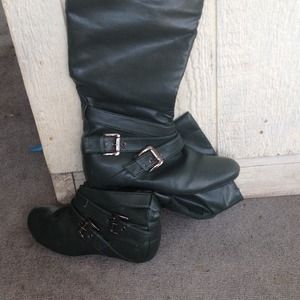 Olive green buckle boots
