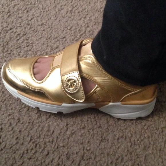 Michale Kors shoes - Picture 4 of 4