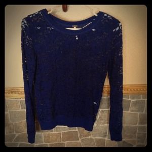 Navy blue top