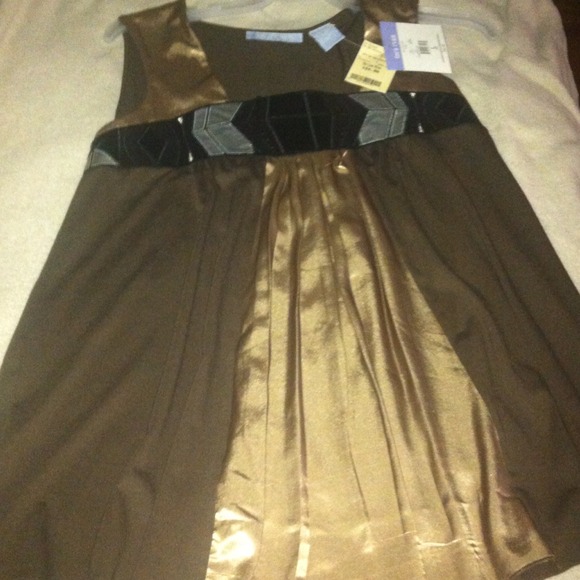 ⚠ REDUCED⚠ Brand new fancy Tara Ryan shirt