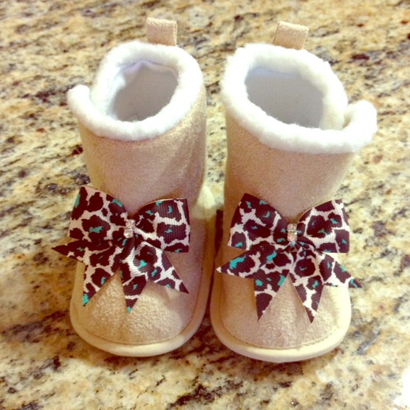 Infant baby girl boots