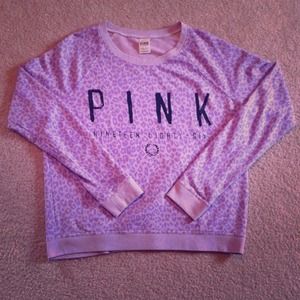 🚫SOLD🚫VS PINK Leopard Pullover