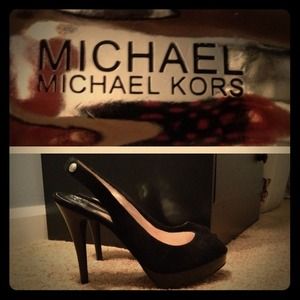 Michael Kors Black Slingback Pump 💋