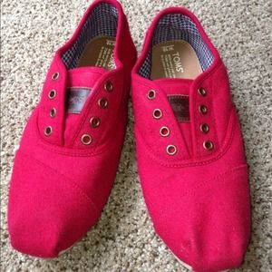 Toms women's red cordones size 10 lightly used