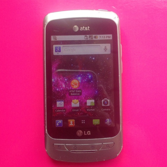 LG touchscreen cell phone