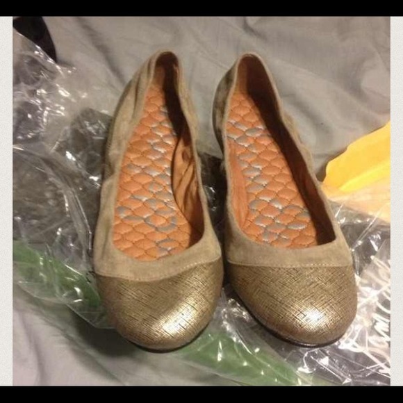 Ray ban sun glasses n Sam shoes bundle