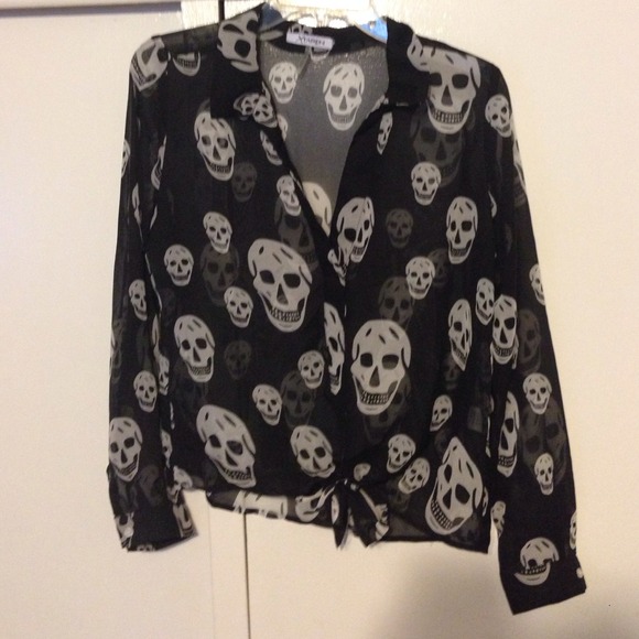 Tops - Skull shirt