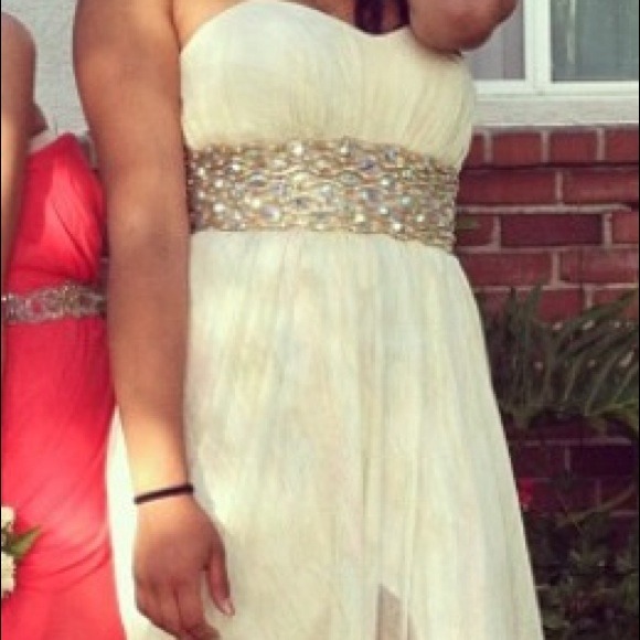 Prom Dress - Picture 2 of 3