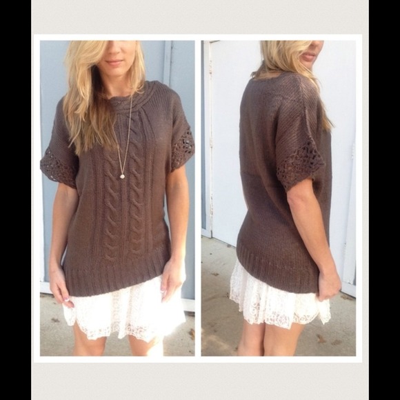 Sweaters - ⬇️New mocha cable knit sweater
