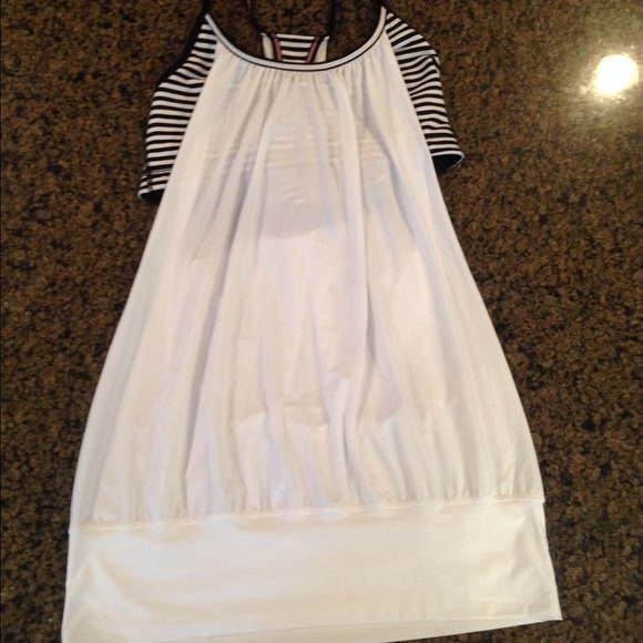 Lulu lemon no limits tank worn once size 8
