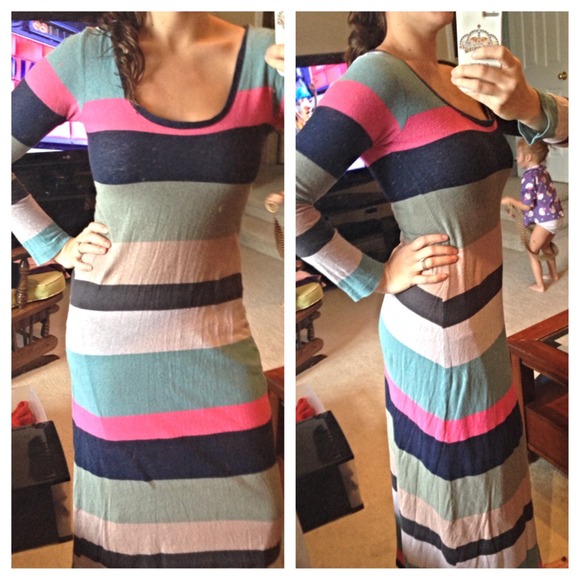 🎀price reduction🎀Long sleeved maxi dress