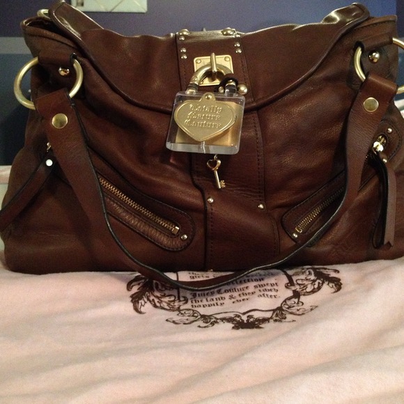 ❌SOLD❌BROWN LEATHER LOCK & KEY JUICY COUTURE PURSE