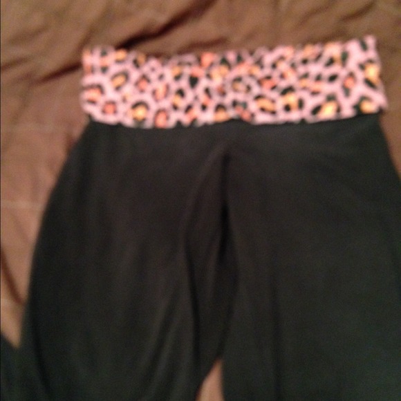 Vs yoga pants