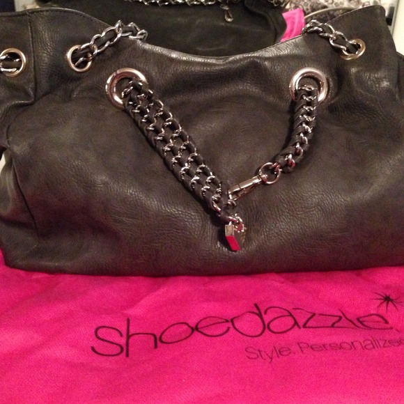 ❌SOLD ❌SHOE DAZZLE GREY CHAIN PURSE