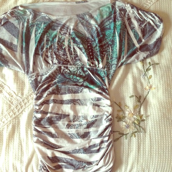 Stretchy shirt