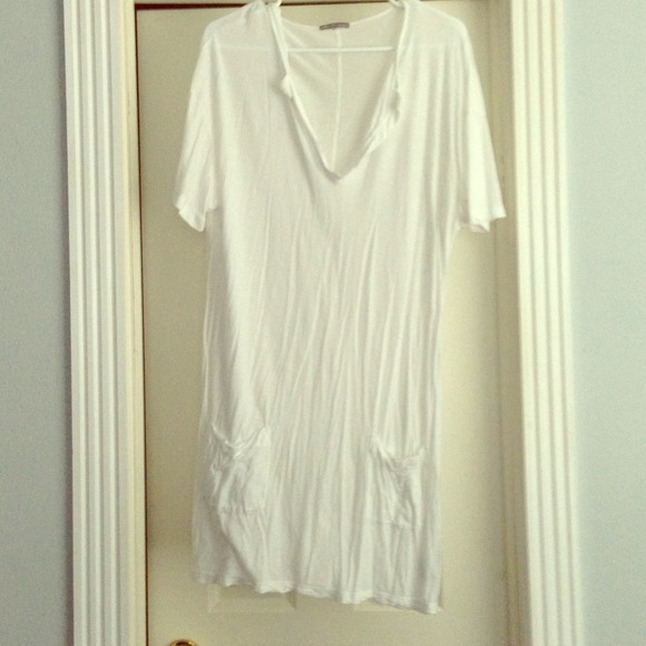 Sold local-*James Perse oversized white tee/tunic