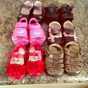 🚫🚫SOLD🚫🚫Baby girl shoes! Most are brand new!