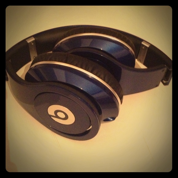 Beats by dre. ***SOLD***