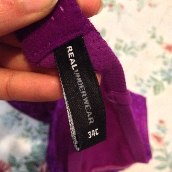 Purple strapless lace bra - Picture 3 of 3