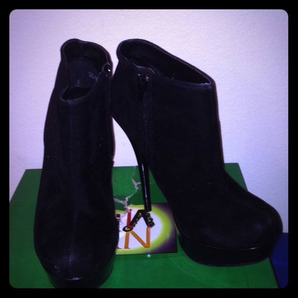 Nice boots black
