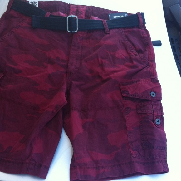 REDUCED BRAND NEW men's Express shorts