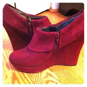 Red ruby suede wedges