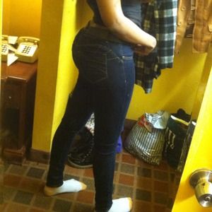 ❌🚫Bundle 5 pairs of jeans for tish🚫❌