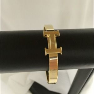 Gold H Bracelet